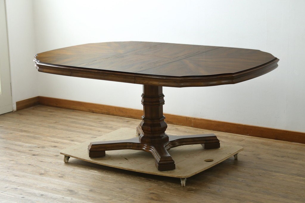 中古　美品　DREXEL HERITAGE(ドレクセルヘリテイジ)　Grand Villa(グランドヴィラ)　上品なデザインのダイニングテーブル　定価約60万円　(R-064375)