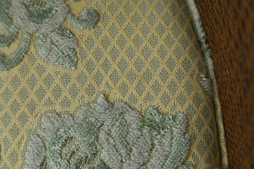 中古　美品　DREXEL HERITAGE(ドレクセルヘリテイジ)　くつろぎの時間を演出するキャスター付きアームチェア　(R-064377)
