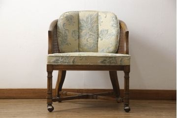 中古　美品　DREXEL HERITAGE(ドレクセルヘリテイジ)　くつろぎの時間を演出するキャスター付きアームチェア(椅子、イス、ダイニングチェア)(R-064378)