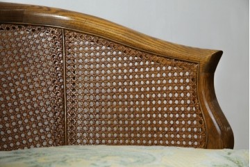 中古　美品　DREXEL HERITAGE(ドレクセルヘリテイジ)　くつろぎの時間を演出するキャスター付きアームチェア　(R-064379)