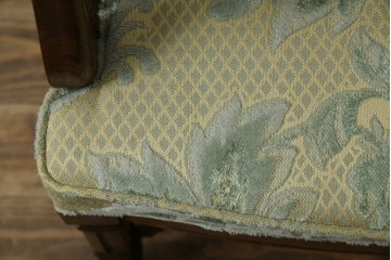 中古　美品　DREXEL HERITAGE(ドレクセルヘリテイジ)　くつろぎの時間を演出するキャスター付きアームチェア　(R-064379)