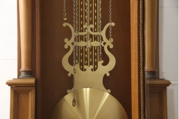 中古　最高級!!　マルマンコレクション　曲線デザインの彫刻が美しい!!クラシカルな空間を演出する象嵌入りホールクロック(柱時計、振り子時計、ディスプレイ)(定価約115万円)(R-064382)