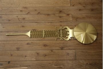 中古　最高級!!　マルマンコレクション　曲線デザインの彫刻が美しい!!クラシカルな空間を演出する象嵌入りホールクロック(柱時計、振り子時計、ディスプレイ)(定価約115万円)(R-064382)