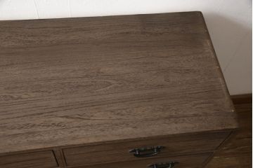 中古　美品　起立木工製　焼桐　味わい深い木肌が魅力の総桐箪笥(整理箪笥、総桐たんす、引き出し、サイドチェスト)(R-064453)