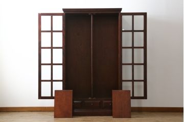 中古　美品　国産民芸家具　品のあるシックな色合いが魅力のブックケース(本箱、書棚、収納棚、戸棚、キャビネット、飾り棚)(R-064454)