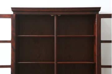 中古　美品　国産民芸家具　品のあるシックな色合いが魅力のブックケース(本箱、書棚、収納棚、戸棚、キャビネット、飾り棚)(R-064454)