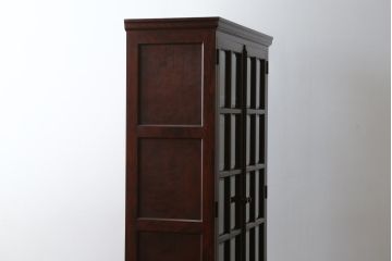 中古　美品　国産民芸家具　品のあるシックな色合いが魅力のブックケース(本箱、書棚、収納棚、戸棚、キャビネット、飾り棚)(R-064454)