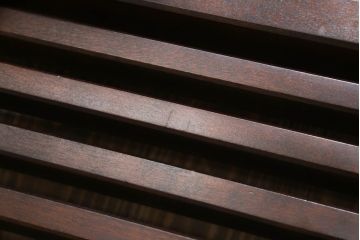 和製ビンテージ　北海道民芸家具　希少な絶版品!!　品のある色合いと重厚な佇まいが魅力の衝立て(衝い立て、つい立て、仕切り、パーテーション、ヴィンテージ)(R-064461)