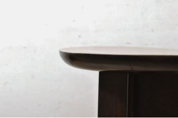 和製ビンテージ　希少デザイン　国産民芸家具　オーバル型がやわらかな雰囲気を醸し出すダイニングテーブル(食卓、オーバルテーブル、4人掛け、4P、ヴィンテージ)(R-064486)