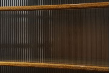 和製アンティーク　上手物!　前面楢(ナラ)材　上質な造りの二段重ね収納棚(キャビネット、食器棚、水屋箪笥、戸棚)(R-064490)