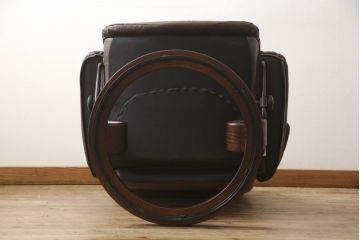 中古　EKORNES(エコーネス)　レノクラシック　本革(レザー)　オットマン付き　ストレスレスチェア(アームチェア、リクライニングチェア、椅子、一人掛けソファ、1Pソファ)(定価約44万円)(R-064495)