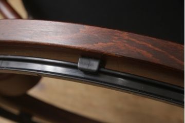 中古　EKORNES(エコーネス)　レノクラシック　本革(レザー)　オットマン付き　ストレスレスチェア(アームチェア、リクライニングチェア、椅子、一人掛けソファ、1Pソファ)(定価約44万円)(R-064495)