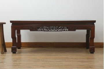 アジアンビンテージ　花梨(カリン)材　繊細な彫刻が見事なローテーブル(センターテーブル、リビングテーブル、ヴィンテージ)(R-064497)