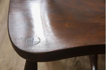 和製ビンテージ　松本民芸家具　希少品　86型スピンドルチェア　滑らかな質感と落ち着いた木色が魅力のウィンザーチェア(椅子、ダイニングチェア、板座チェア、ウインザーチェア、ヴィンテージ)(R-064503)