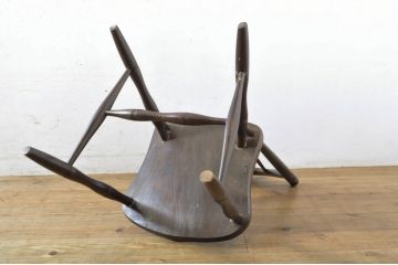 ジャンク品　和製ビンテージ　松本民芸家具　希少品　86型スピンドルチェア　滑らかな質感と落ち着いた木色が魅力のウィンザーチェア(椅子、ダイニングチェア、板座チェア、ウインザーチェア、ヴィンテージ)(R-064505)