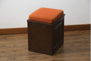 中古　北海道民芸家具　品のある佇まいが魅力のドレッサースツール(椅子、イス、収納付き)(R-064512)