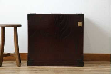 中古　美品　欅産業　木地呂塗り　漆塗り　迫力ある立派な金具が存在感を放つ仙台小箪笥(仙台箪笥、和タンス、収納たんす、引き出し、サイドチェスト)(定価約58万円)(R-064518)
