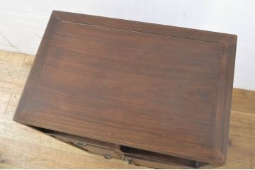 和製アンティーク　総シタン(紫檀)材　上質な造りが魅力的な漆塗り小振り飾り棚(違い棚、茶棚、収納棚、戸棚、サイドボード、中国?)(R-064519)