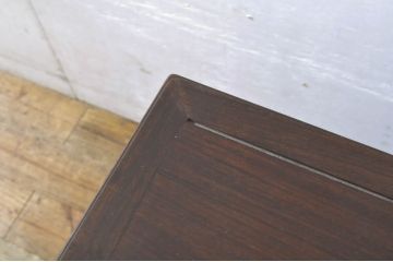 和製アンティーク　総シタン(紫檀)材　上質な造りが魅力的な漆塗り小振り飾り棚(違い棚、茶棚、収納棚、戸棚、サイドボード、中国?)(R-064519)