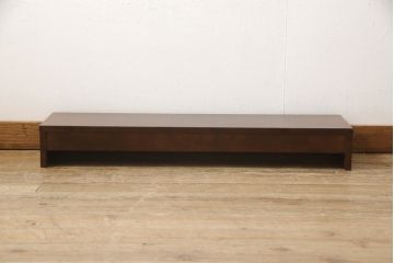 中古　松本民芸家具　ディスプレイに活躍してくれる飾り台(花台、作業台、テレビ台、陳列台、店舗什器)(R-064535)