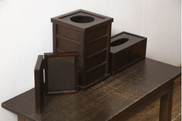 和製ビンテージ　希少な絶版品!!　北海道民芸家具　シックな色合いが魅力的な小物3点セット(写真立て、フォトフレーム、ゴミ箱、くず入れ、ティッシュケース、ティッシュボックス、ヴィンテージ)(R-064537)
