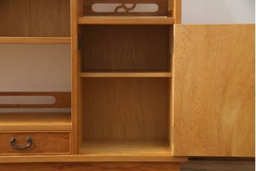 中古　美品　屋久杉　網代(あじろ)・透かし彫り　上品な和の雰囲気を高めてくれる茶棚(飾り棚、違い棚、戸棚、収納棚、サイドボード、網代民芸)(R-064550)