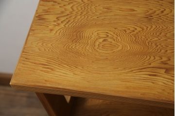 中古　美品　屋久杉　網代(あじろ)・透かし彫り　上品な和の雰囲気を高めてくれる茶棚(飾り棚、違い棚、戸棚、収納棚、サイドボード、網代民芸)(R-064550)