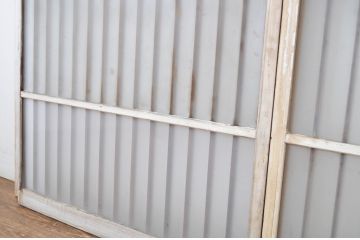 アンティーク建具　レトロな空間演出におすすめ!格子入りのガラス窓2枚セット(引き戸、ガラス戸)(R-064557)