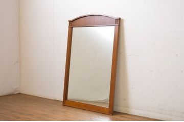 中古　DREXEL HERITAGE(ドレクセルヘリテイジ)　アーチ型の曲線デザインがお洒落なミラー(ウォールミラー、壁掛け鏡、姿見)(R-064559)