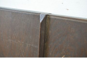 ビンテージ建具　永田良介商店　美しい幾何学模様のデザインが目を惹くアクセントになる扉2枚セット(両開きドア1対、窓、木製ドア、収納建具、ヴィンテージ)(R-064571)