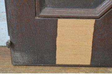 ビンテージ建具　永田良介商店　ペイント仕上げ限定　クラシカルな佇まいが上品な小扉2枚セット(両開きドア1対、窓、木製ドア、収納建具、ヴィンテージ)(R-064573)