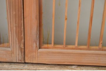 ビンテージ建具　両面ガラス入り　品のある雰囲気が魅力的なガラス欄間2枚セット(明り取り、明かり取り、ヴィンテージ)(R-064576)