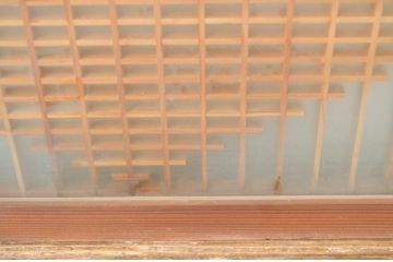 ビンテージ建具　両面ガラス入り　品のある雰囲気が魅力的なガラス欄間2枚セット(明り取り、明かり取り、ヴィンテージ)(R-064576)
