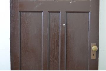 アンティーク建具　上手物!　古い洋館のしっかりとした造りが魅力のペイントドア1枚(扉、木製ドア)(R-064577)
