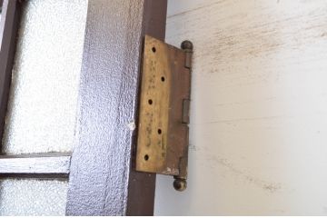 アンティーク建具　上手物!　古い洋館のしっかりとした造りが魅力のペイントドア1枚(扉、木製ドア)(R-064580)