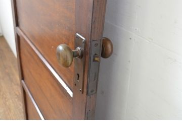 アンティーク建具　レトロな雰囲気香る古い洋館のひし形ガラス入りドア1枚(扉、木製ドア)(R-064582)