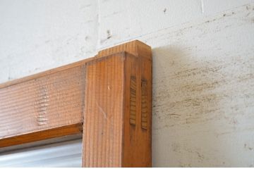 レトロ建具　昭和レトロ　どこか懐かしい雰囲気を感じるモールガラス入り引き戸1枚(ガラス戸)(R-064589)