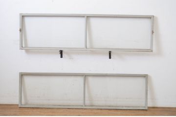 アンティーク建具　ペイント仕上げ限定　シンプルなデザインで取り入れやすい明かり取り2枚セット(ガラス欄間、明り取り)(R-064594)