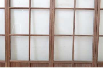 アンティーク建具　古い木味が懐かしい雰囲気漂う幅狭ガラス戸4枚セット(引き戸)(R-064601)