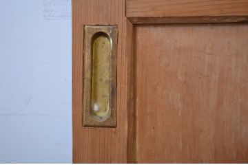 アンティーク建具　趣ある木味が魅力の帯戸2枚セット(板戸、引き戸)(R-064604)