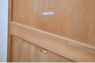 アンティーク建具　趣ある木味が魅力の帯戸2枚セット(板戸、引き戸)(R-064604)