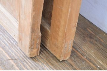 アンティーク建具　趣ある木味が魅力の帯戸2枚セット(板戸、引き戸)(R-064604)