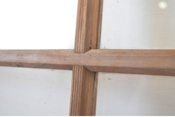 アンティーク建具　古い木味が懐かしい雰囲気漂うガラス戸1枚(引き戸)(R-064606)