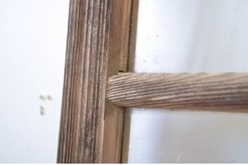 アンティーク建具　時代の流れを感じさせる横桟ガラス戸1枚(引き戸)(R-064611)