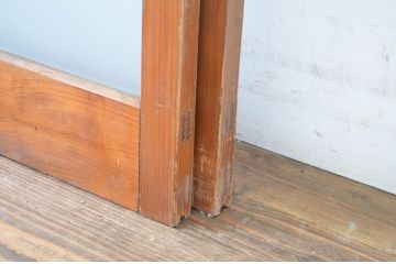 アンティーク建具　シンプルなデザインでお部屋に取り入れやすい幅狭ガラス戸2枚セット(引き戸)(R-064612)