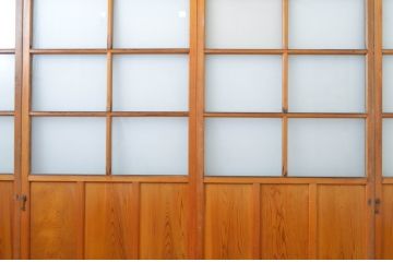 アンティーク建具　ペイント仕上げ限定　経年を感じる風合いが魅力のガラス戸4枚セット(引き戸)(R-064616)