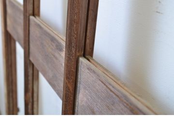 アンティーク建具　ガラス入り　経年による風合いが味わい深い幅狭玄関戸2枚セット(ガラス戸、引き戸)(R-064620)