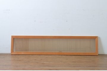 ビンテージ建具　両面ガラス　繊細な格子が目を惹く筬(おさ)欄間1枚(明り取り、明かり取り、オサランマ、ヴィンテージ、建具)(R-064630)