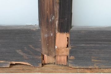 アンティーク建具　古い木味のシンプルなガラス戸4枚セット(引き戸)(R-064638)