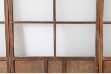 アンティーク建具　経年を感じさせる木味が魅力のガラス戸3枚セット(引き戸)(R-064639)